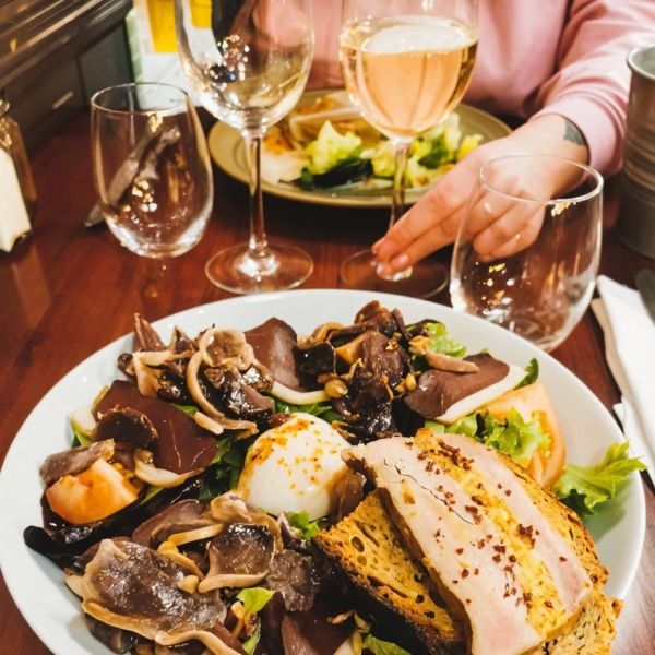 La carte - Cave à Vin Bordeaux - Vinothèque Bordeaux - Bar à Vin Bordeaux - Brasserie Des Chartrons - Restaurant Bordeaux - meilleur resto BORDEAUX